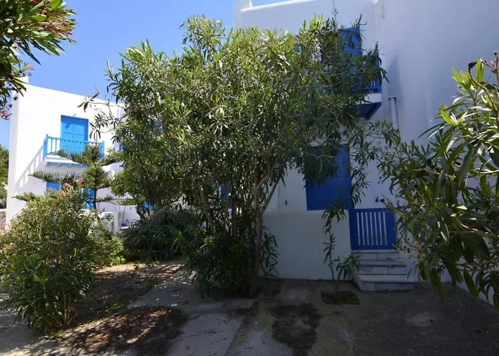 Mykonos Chora Near The Iconic Windmills Megali Ammos (Mykonos)